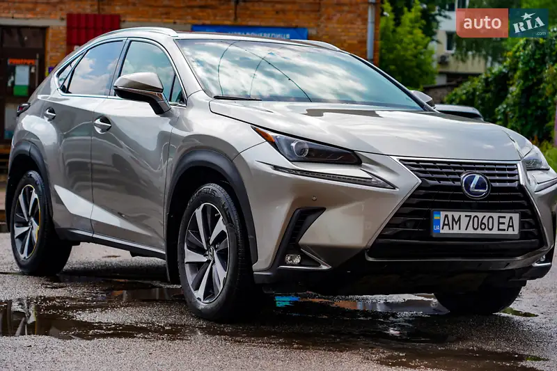 Lexus NX 2019