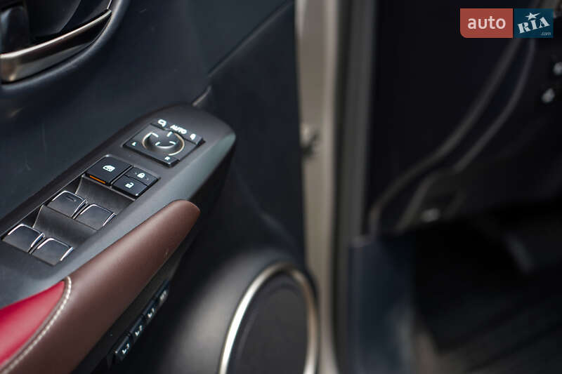 Внедорожник / Кроссовер Lexus NX 2019 в Житомире