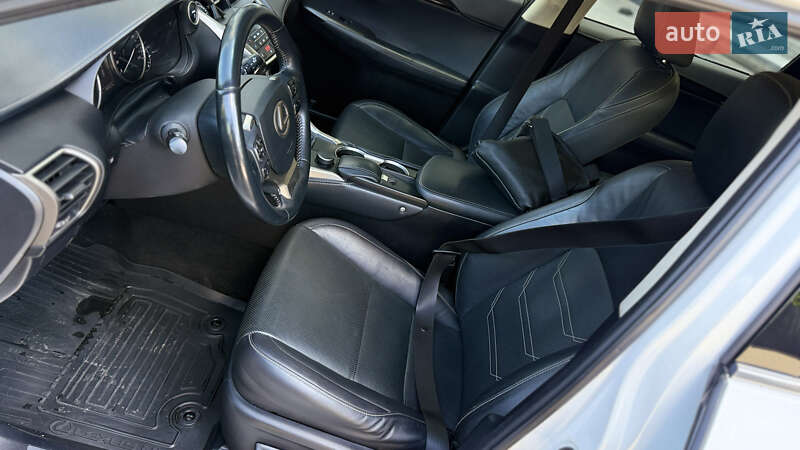 Внедорожник / Кроссовер Lexus NX 2014 в Житомире