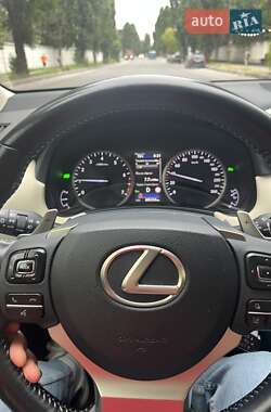 Внедорожник / Кроссовер Lexus NX 2020 в 