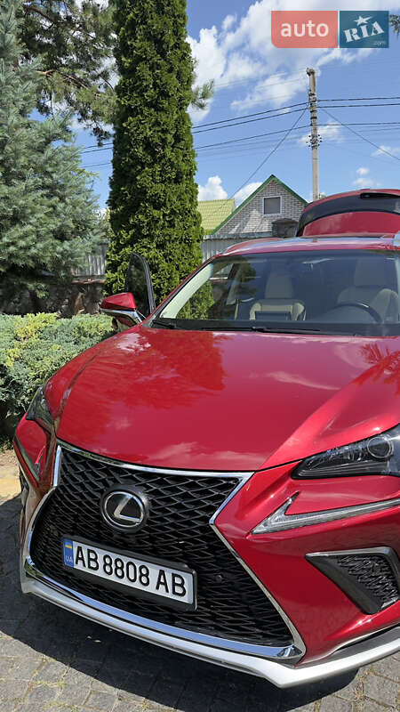 Внедорожник / Кроссовер Lexus NX 2017 в Виннице