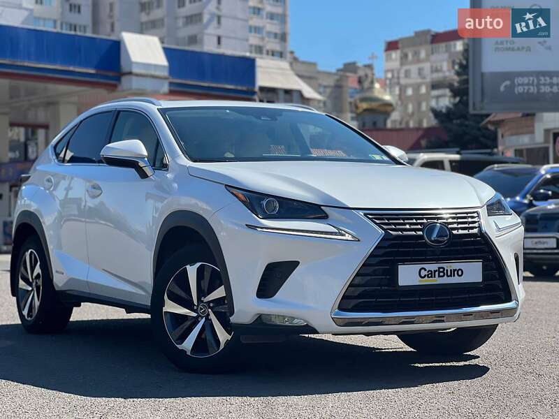 Lexus NX 2020