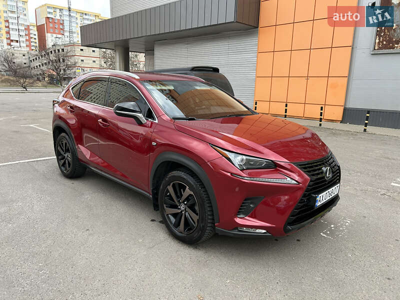 Позашляховик / Кросовер Lexus NX 2019 в Харкові