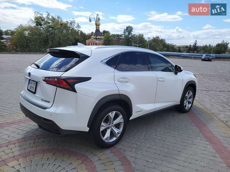Внедорожник / Кроссовер Lexus NX 2017 в Харькове