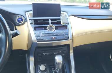 Внедорожник / Кроссовер Lexus NX 2017 в 