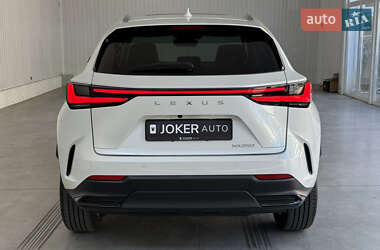 Внедорожник / Кроссовер Lexus NX 2022 в 