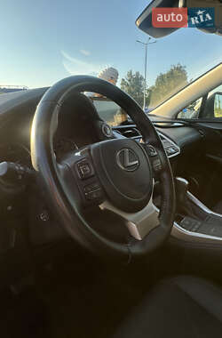 Внедорожник / Кроссовер Lexus NX 2021 в 