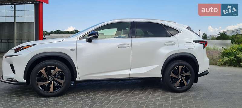 Внедорожник / Кроссовер Lexus NX 2021 в Черкассах