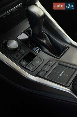 Позашляховик / Кросовер Lexus NX 2015 в Золотоноші