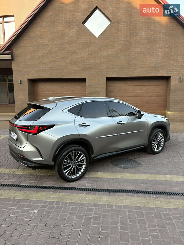 Позашляховик / Кросовер Lexus NX 2022 в Дніпрі