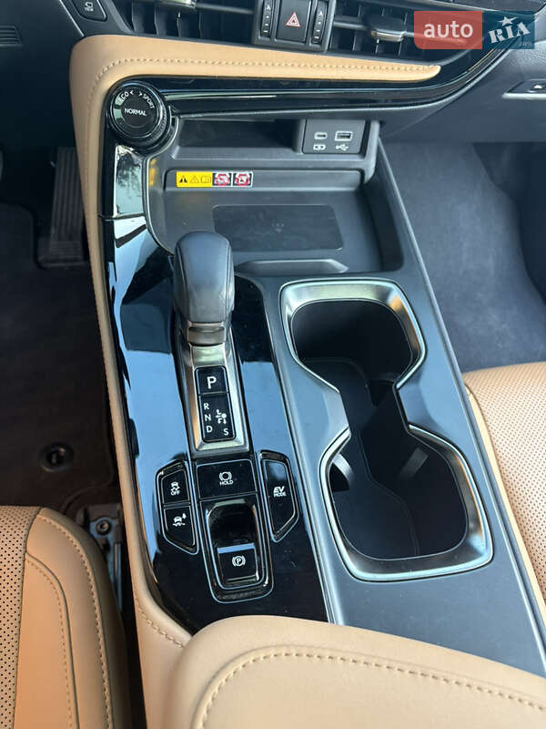 Позашляховик / Кросовер Lexus NX 2022 в Дніпрі