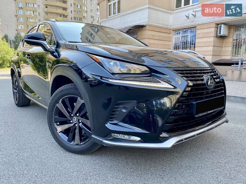 Lexus NX 2020