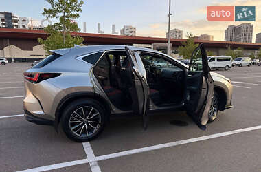 Внедорожник / Кроссовер Lexus NX 2022 в 