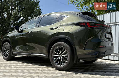 Внедорожник / Кроссовер Lexus NX 2023 в 