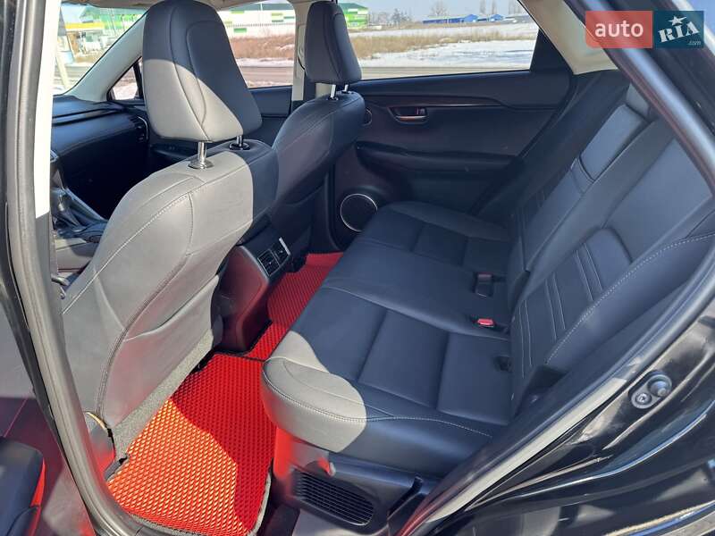 Внедорожник / Кроссовер Lexus NX 2016 в Киеве