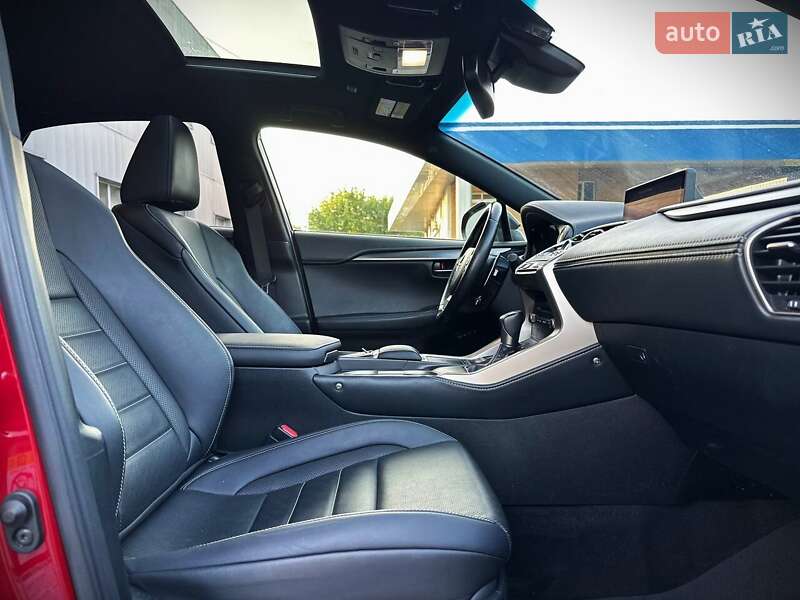 Внедорожник / Кроссовер Lexus NX 2017 в Киеве