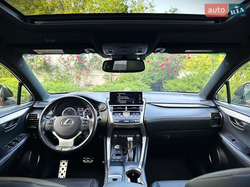 Внедорожник / Кроссовер Lexus NX 2017 в Киеве