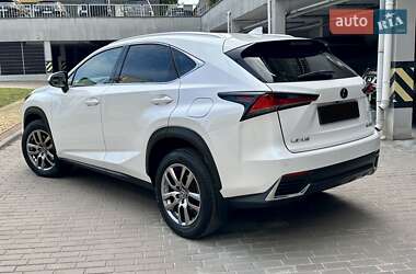 Внедорожник / Кроссовер Lexus NX 2018 в 