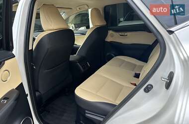 Внедорожник / Кроссовер Lexus NX 2018 в 
