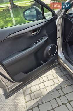 Внедорожник / Кроссовер Lexus NX 2018 в 