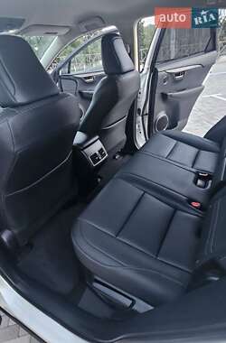 Внедорожник / Кроссовер Lexus NX 2021 в 