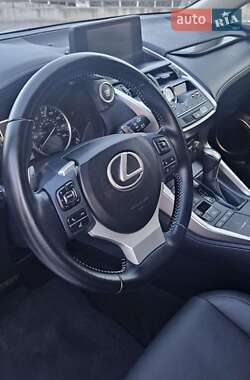 Внедорожник / Кроссовер Lexus NX 2021 в 