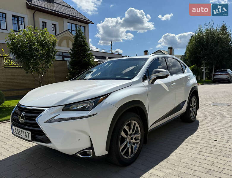 Lexus NX 2015