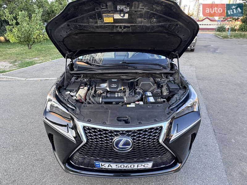 Внедорожник / Кроссовер Lexus NX 2015 в Киеве