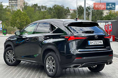 Внедорожник / Кроссовер Lexus NX 2019 в 