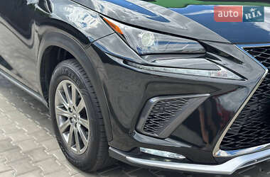 Внедорожник / Кроссовер Lexus NX 2019 в 