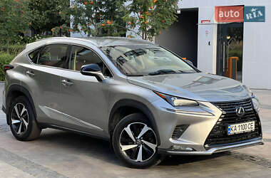 Внедорожник / Кроссовер Lexus NX 2020 в 