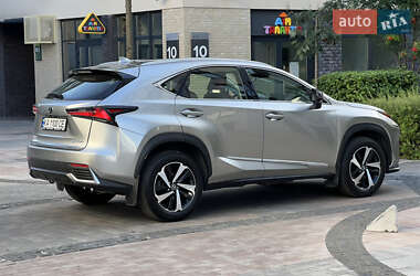 Внедорожник / Кроссовер Lexus NX 2020 в 
