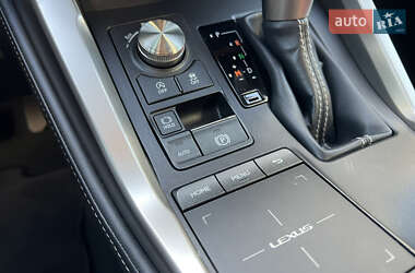 Внедорожник / Кроссовер Lexus NX 2020 в 