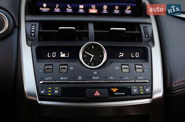 Внедорожник / Кроссовер Lexus NX 2020 в 
