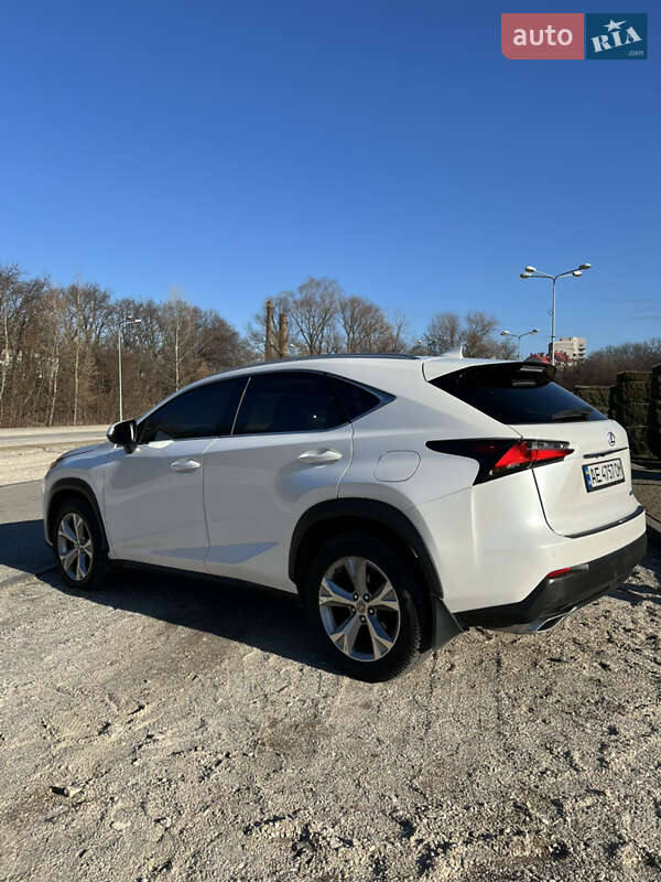 Внедорожник / Кроссовер Lexus NX 2017 в Днепре