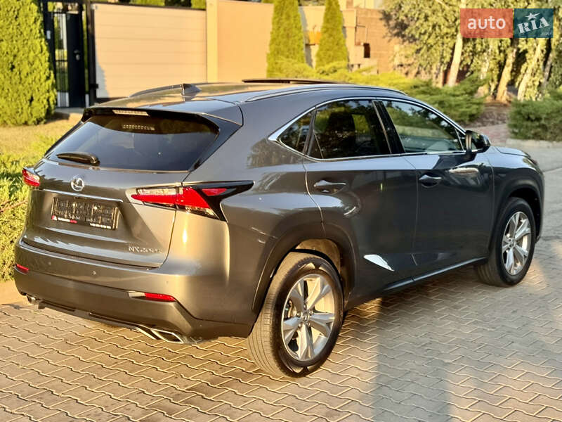 Внедорожник / Кроссовер Lexus NX 2017 в Одессе