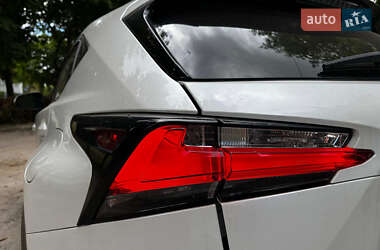 Внедорожник / Кроссовер Lexus NX 2016 в 