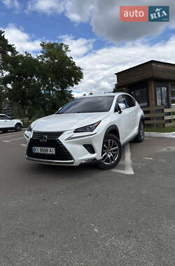 Позашляховик / Кросовер Lexus NX 2021 в 