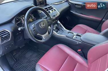 Внедорожник / Кроссовер Lexus NX 2019 в 