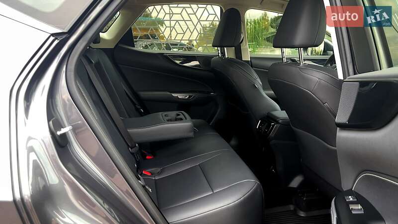 Внедорожник / Кроссовер Lexus NX 2022 в Киеве
