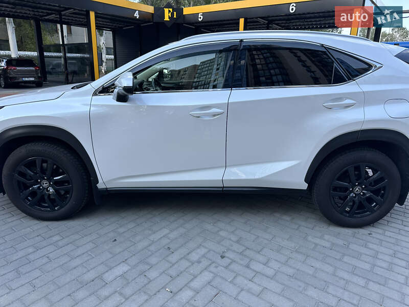 Внедорожник / Кроссовер Lexus NX 2018 в Днепре