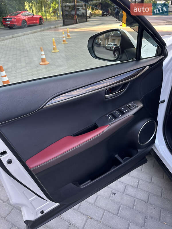 Внедорожник / Кроссовер Lexus NX 2018 в Днепре