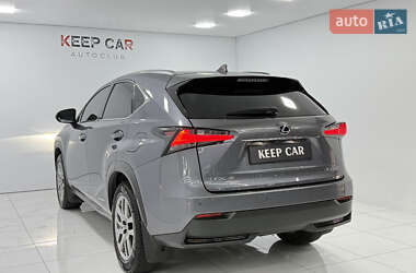 Позашляховик / Кросовер Lexus NX 2014 в 