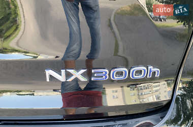 Внедорожник / Кроссовер Lexus NX 2015 в 