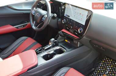 Внедорожник / Кроссовер Lexus NX 2022 в 