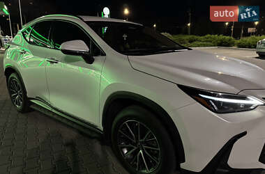 Внедорожник / Кроссовер Lexus NX 2021 в 