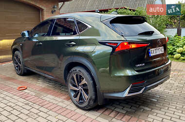 Внедорожник / Кроссовер Lexus NX 2020 в 