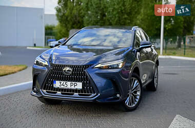 Позашляховик / Кросовер Lexus NX 2022 в 