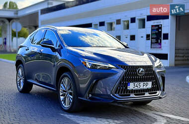 Позашляховик / Кросовер Lexus NX 2022 в 