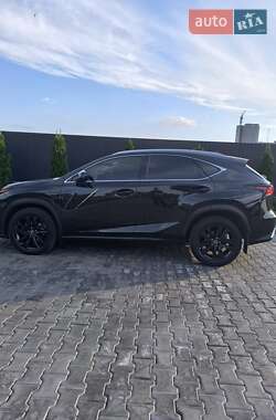 Внедорожник / Кроссовер Lexus NX 2020 в 